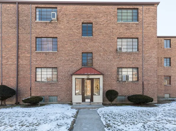 749 E 84th Pl APT 2W, Chicago, IL 60619