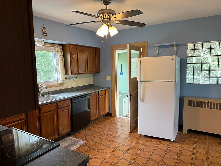 6696 Madison Rd — Photo 25