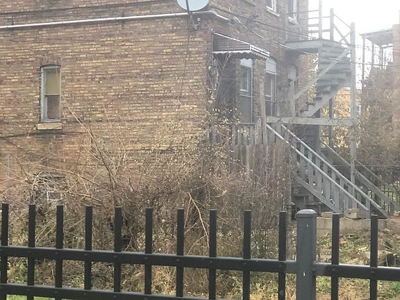 5th image of 1324 S Sawyer Ave
