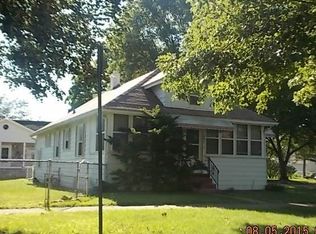 901 Seymour Ave, Jackson, MI 49202