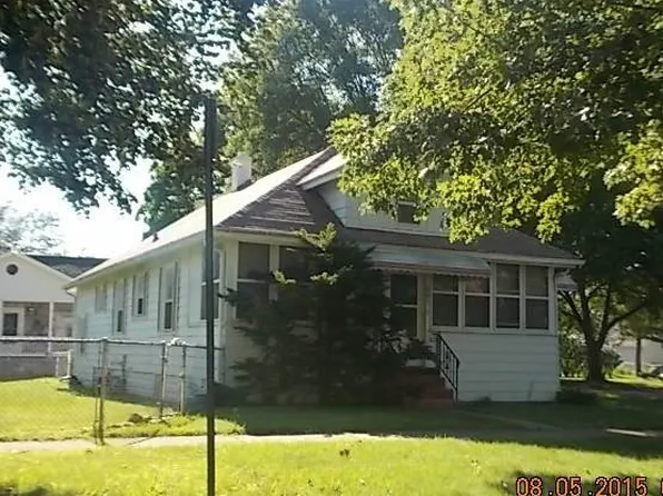 901 Seymour Ave, Jackson, MI 49202