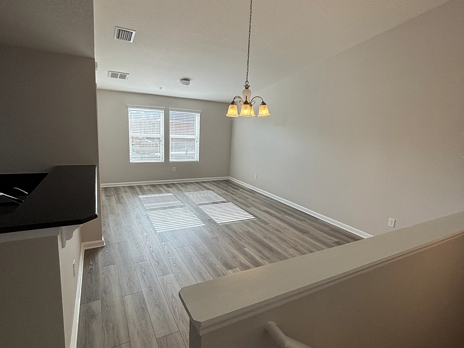 2 bed, 1079 sqft, $1,675 — Photo 1