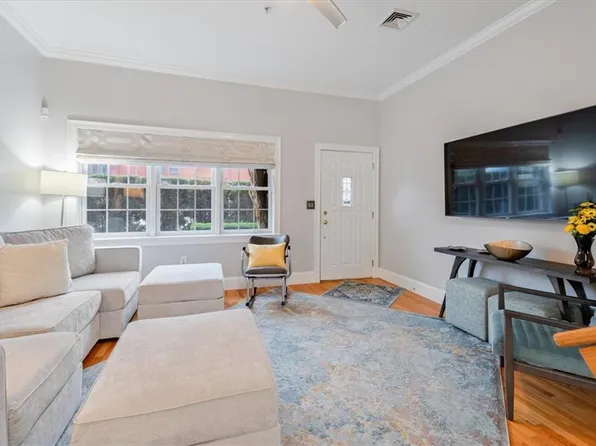 32 Park St #4, Attleboro, MA 02703