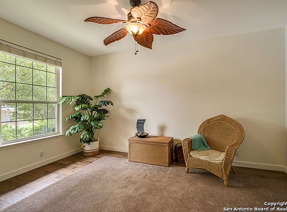 5th image of 21103 Encino Oaks