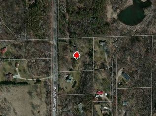 946 McCabe Ave NE, Ada, MI 49301