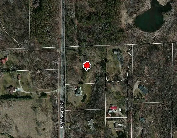946 McCabe Ave NE photo 1
