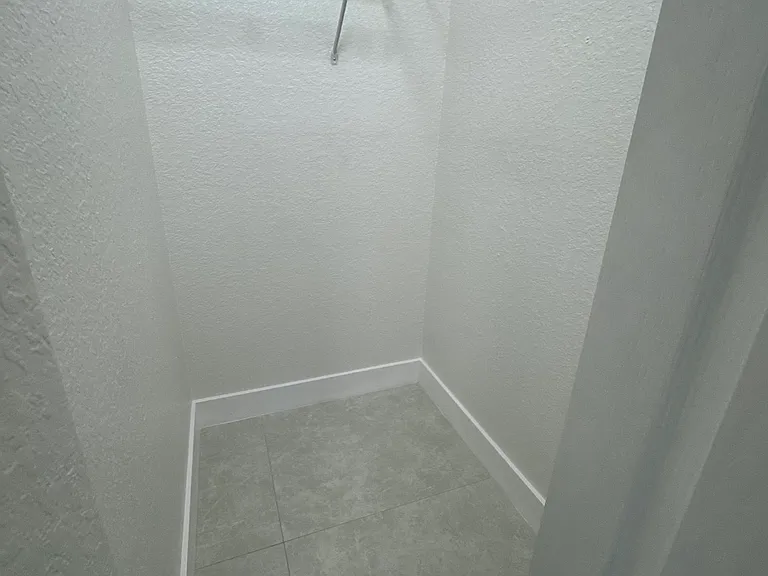 15476 SW 8th Way — Photo 7