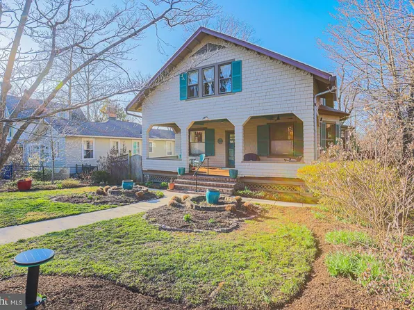 2210 Sulgrave Ave, Baltimore, MD 21209