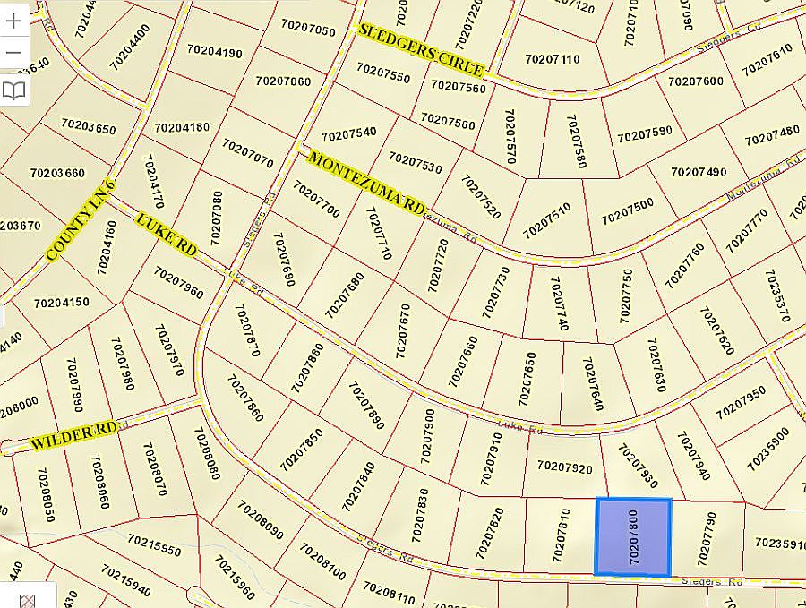 2nd image of 668 Slegers Rd