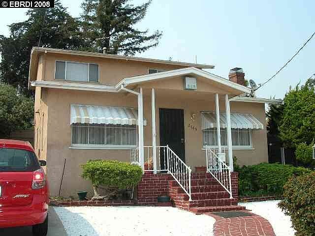 1st image of 2745 Oliver Ave