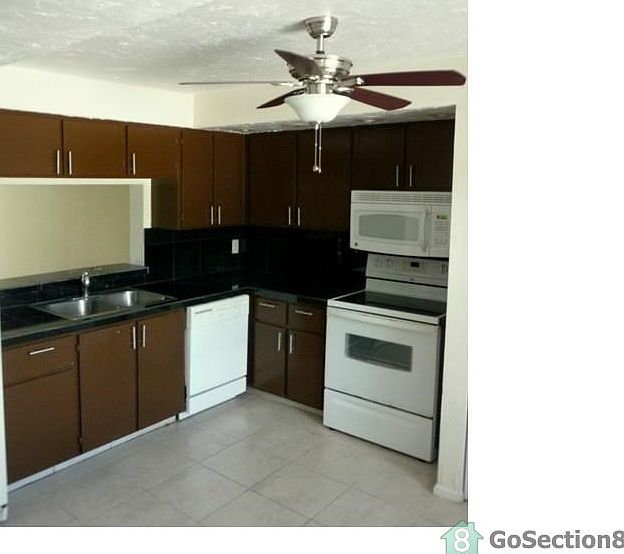 1st image of 9401 NW 33rd Mnr