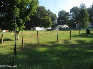 L6 Chatham Ave, Niverville, NY 12130