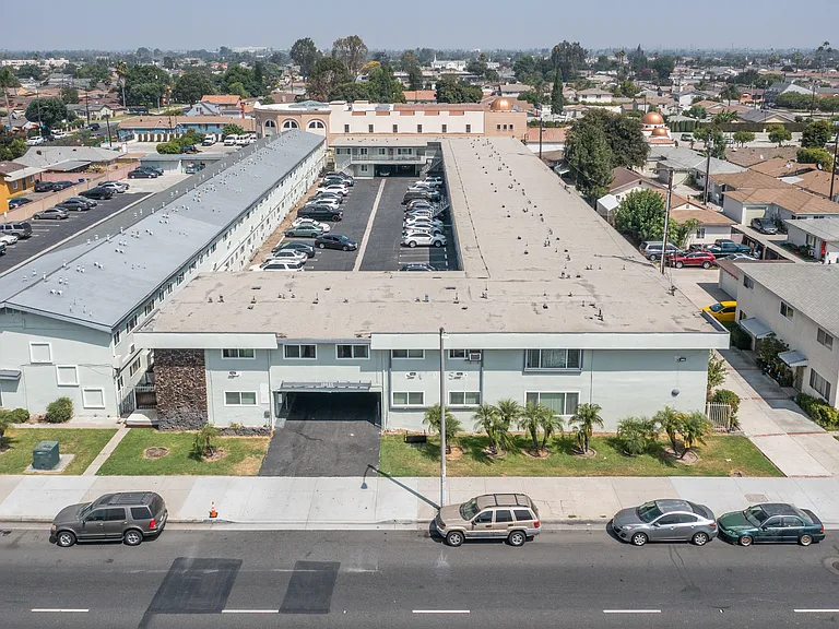 10015 Alondra Blvd — Photo 14