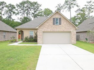 1081 Berkshire Dr, Pearl River, LA 70452