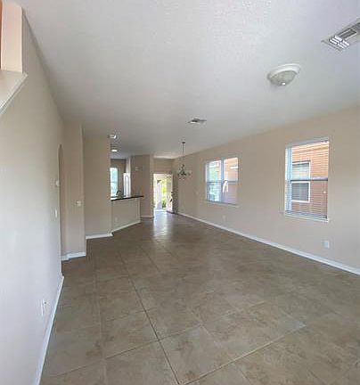 5th image of 7608 Sutherton Ln