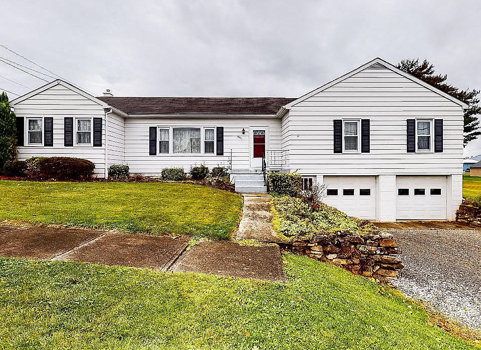 1st image of 326 Fleming St