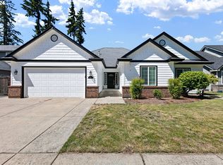 61 Springwood Dr, Eugene, OR 97404
