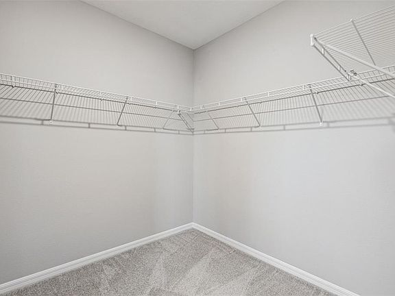 2nd image of 780 Yukon Ln #780