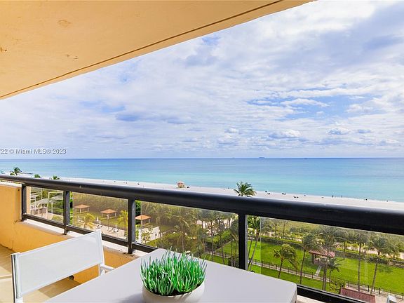 4th image of 2555 Collins Ave APT 1001