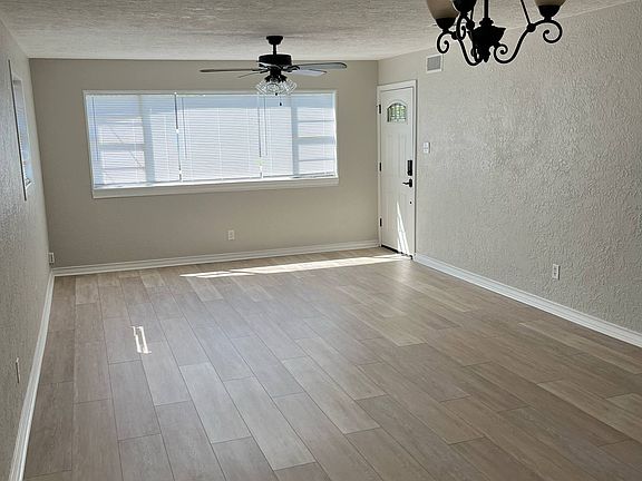 3rd image of 5338 Green Ave