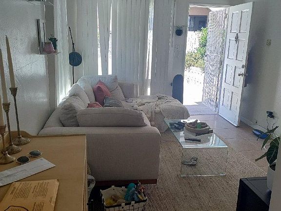4th image of 1136 Pacific Beach Dr