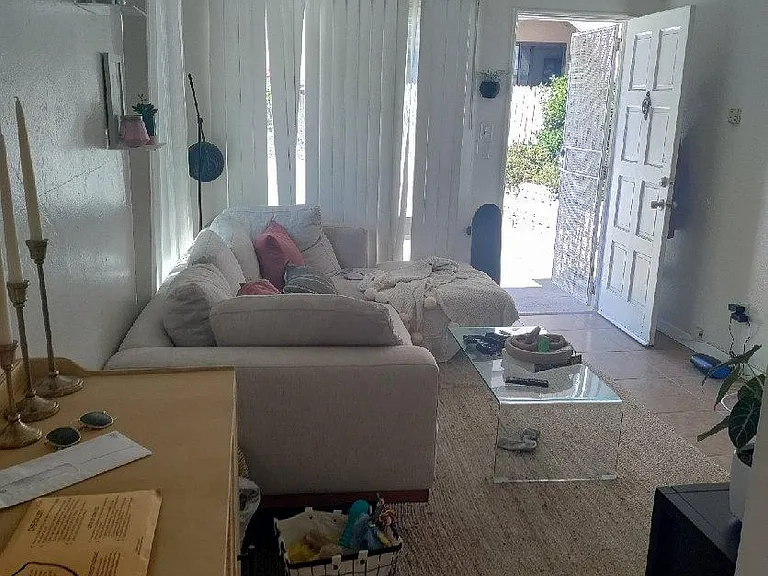 1136 Pacific Beach Dr — Photo 4