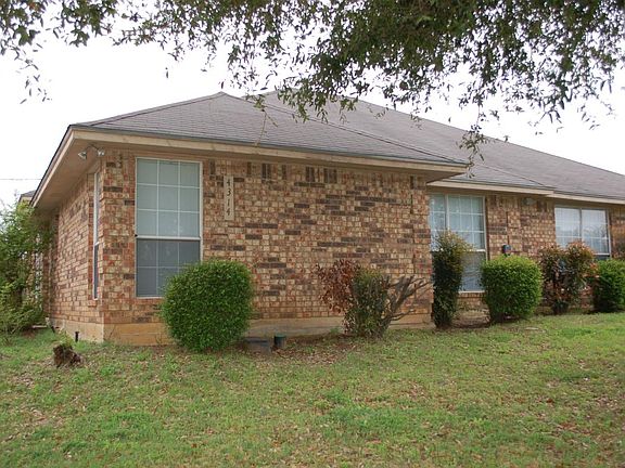 2nd image of 4314 Kelly Hill Dr