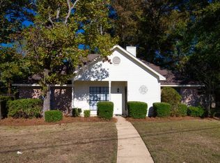 912 Countryside Ln, Montgomery, AL 36117