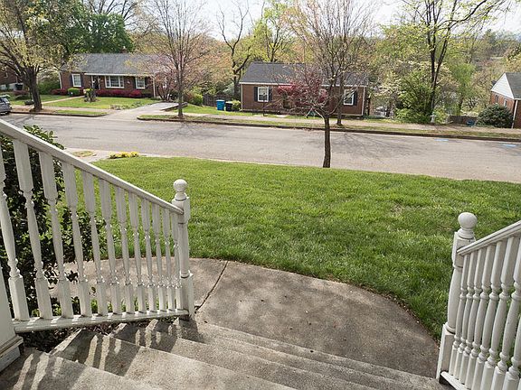 3rd image of 2776 Derwent Dr SW