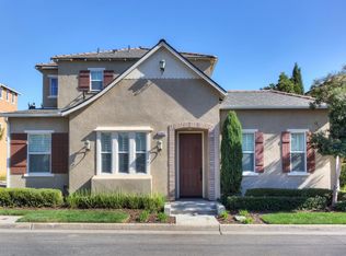 3862 Trenton Ln, Clovis, CA