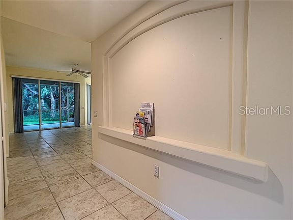 4th image of 4484 Cinnamon Dr #2406