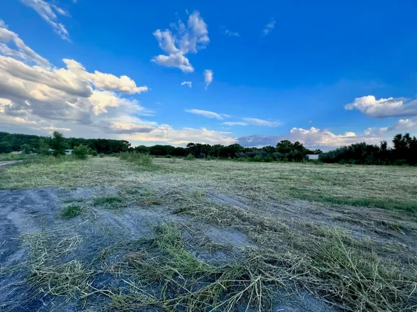 3036 Los Lentes Rd S, Los Lunas, NM 87031