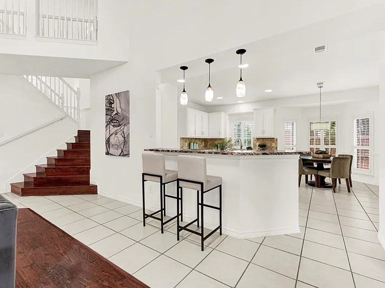 2810 Ashbury Dr #1 — Photo 24