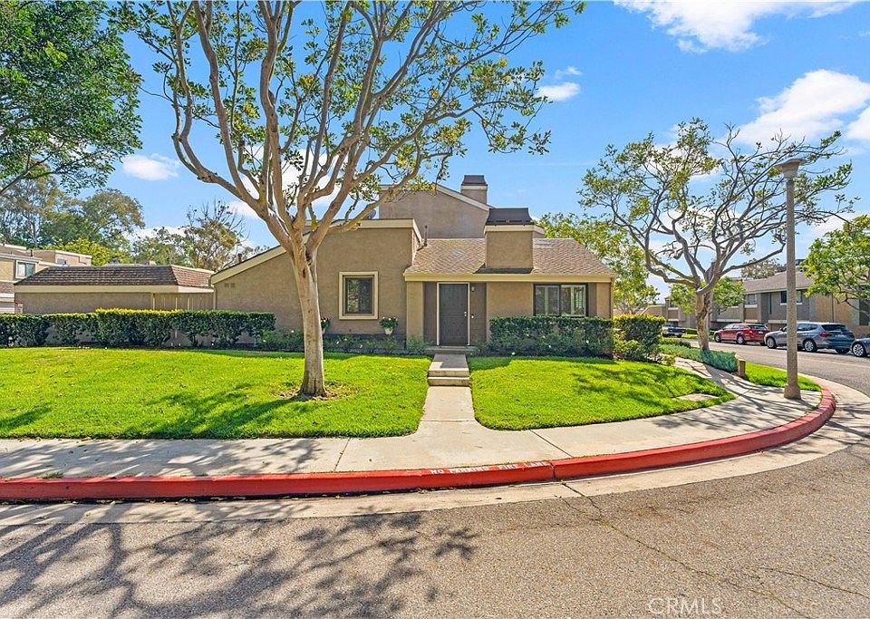1st image of 21 Summerwalk Ct