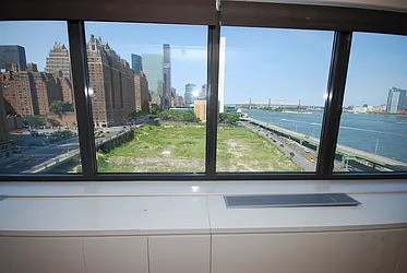 Rented by Luxury Habitat