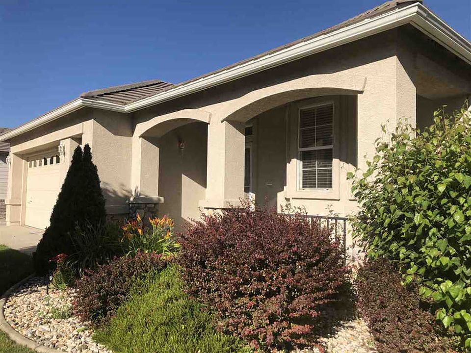 1st image of 2623 Venezia Dr