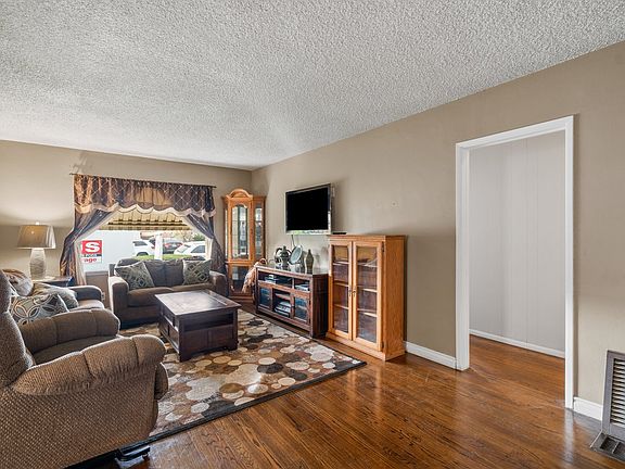 5th image of 14806 Grayland Ave