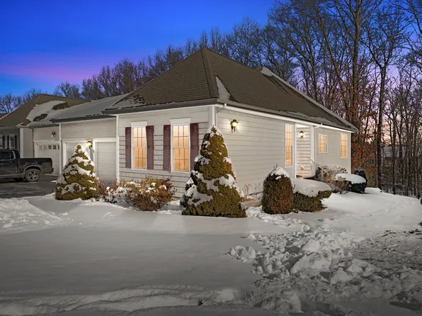 48 Taft Hill Ln Unit 48, Uxbridge, MA 01569