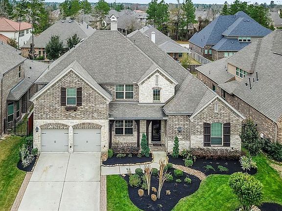 2nd image of 114 Stonecrop Pl