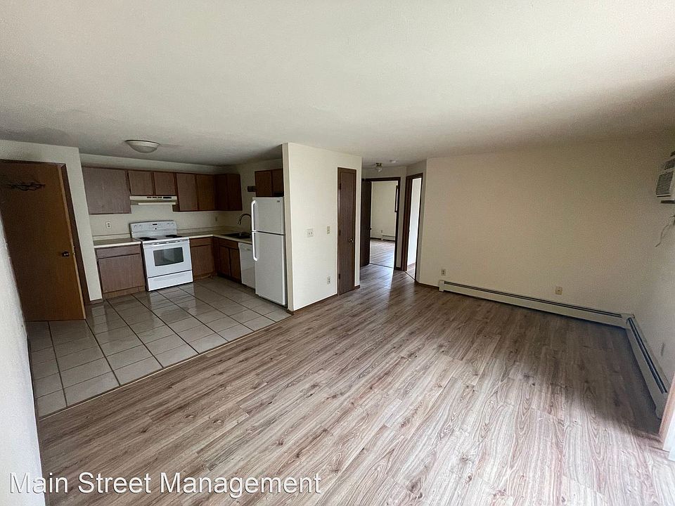 1st image of 139 Badger Ln #9
