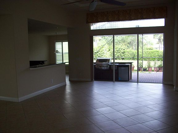 5th image of 8757 Largo Mar Dr