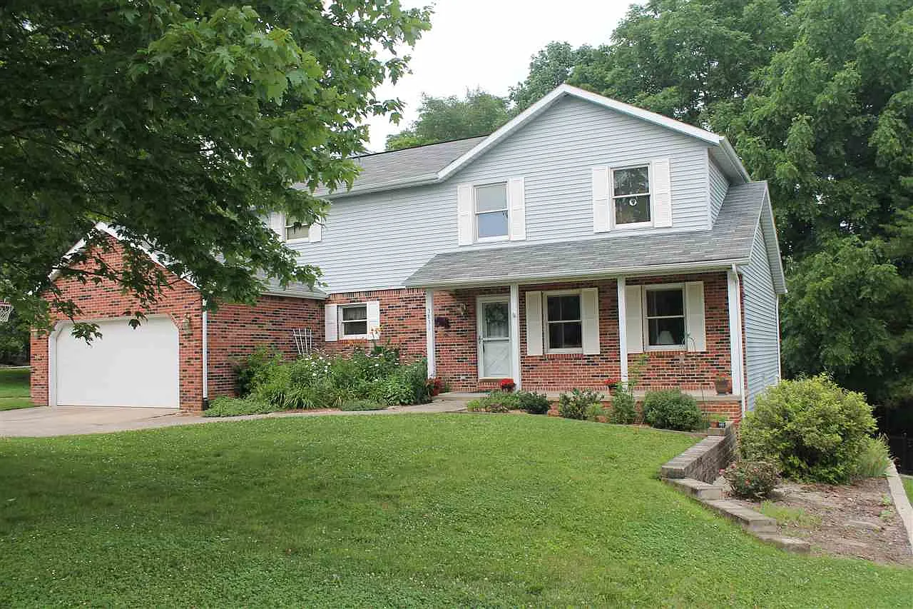 3831 S Lindas Way photo 1