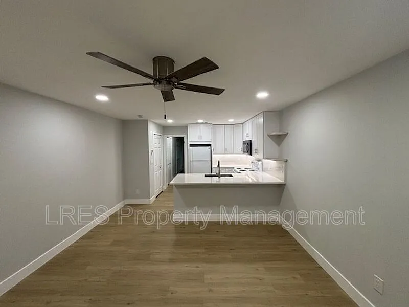 1 bed, 1.0 bath, 595 sqft, $1,300 — Photo 4