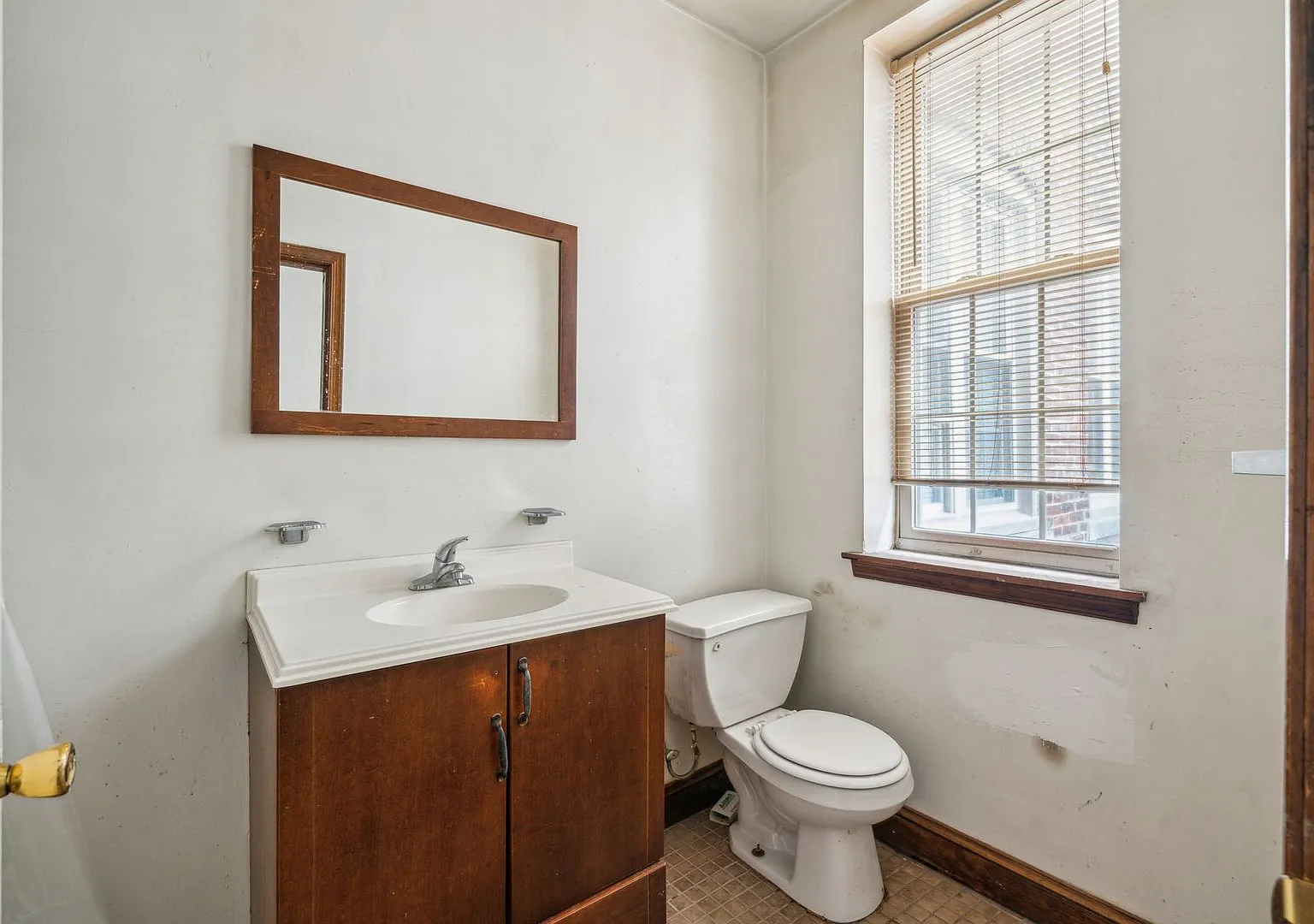 1 bed, $990 — Photo 3
