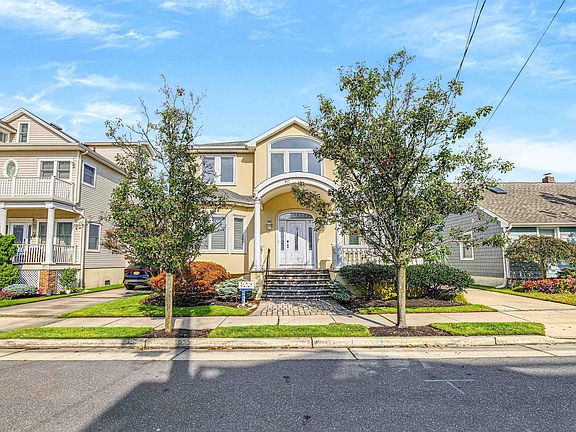 2nd image of 21 N Kenyon Ave