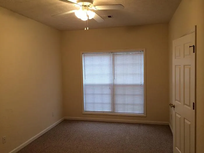 2 bed, 2.0 bath, $895 — Photo 3