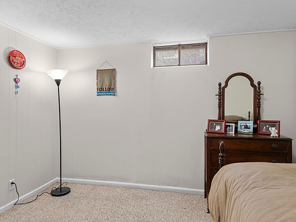 4th image of 1131 Anderson Rd