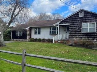 1605 Middleton Rd, Greenport, NY 11944