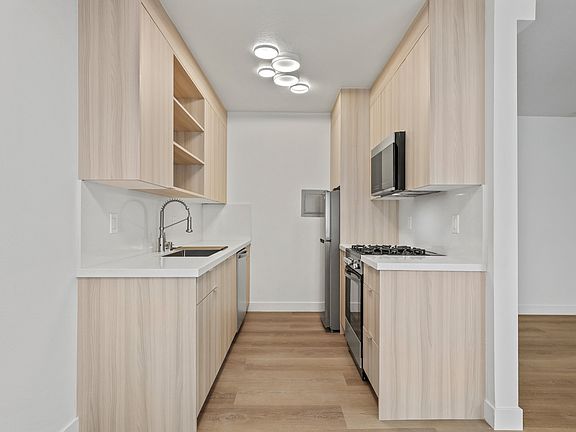 5th image of 1841 Sawtelle Blvd APT 303