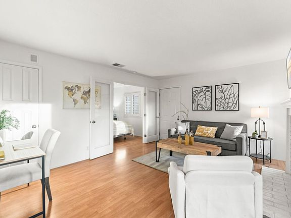4th image of 2106 La Terrace Cir